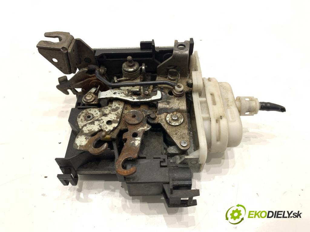 AUDI A3 8L liftback 2000 110 kW 1.8 T 1781 zámok dveře levý přední část 8L1837015