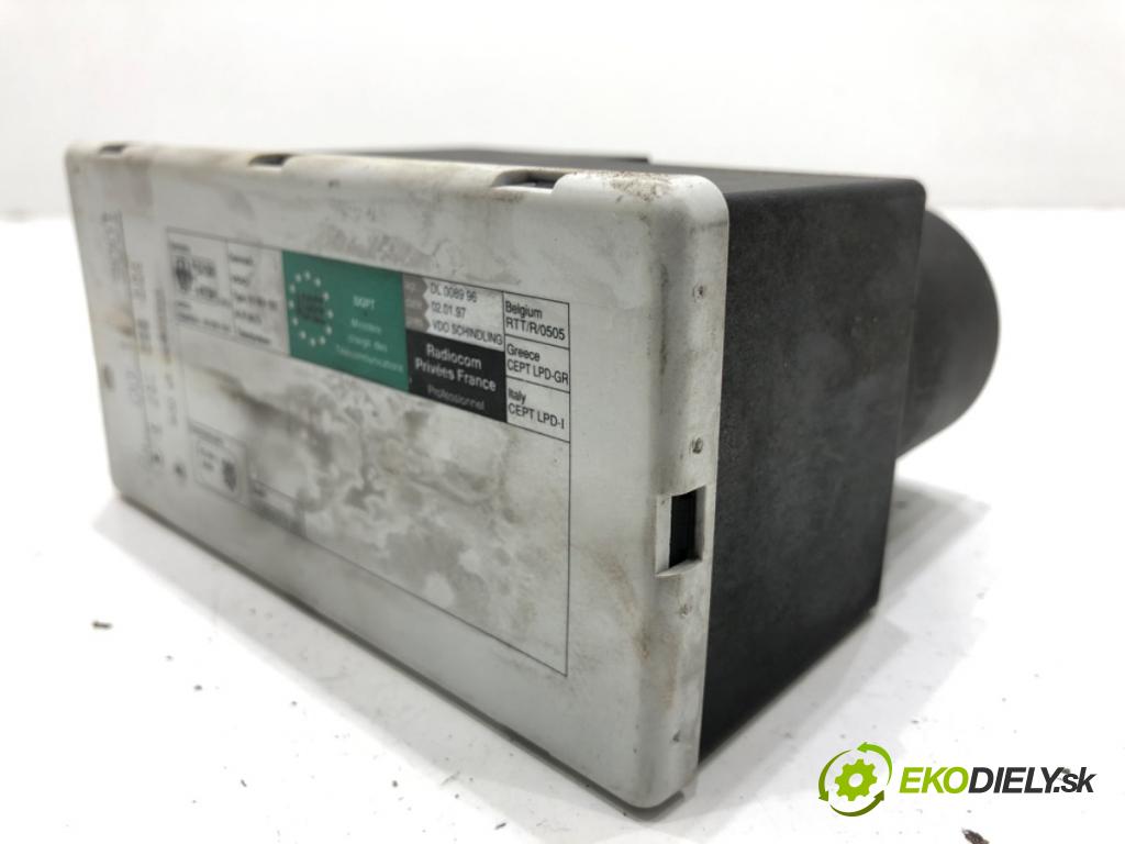 AUDI A3 8L liftback 2000 110 kW 1.8 T 1781 pumpa centrálneho zámku 8D0862257B (Riadiaca jednotka centrálneho zámku)