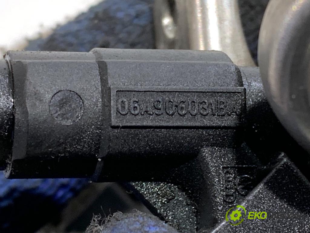 AUDI A3 8L liftback 2000 110 kW 1.8 T 1781 Lišta vstrekovacia 06A906031BA (Vstrekovacia lišta)