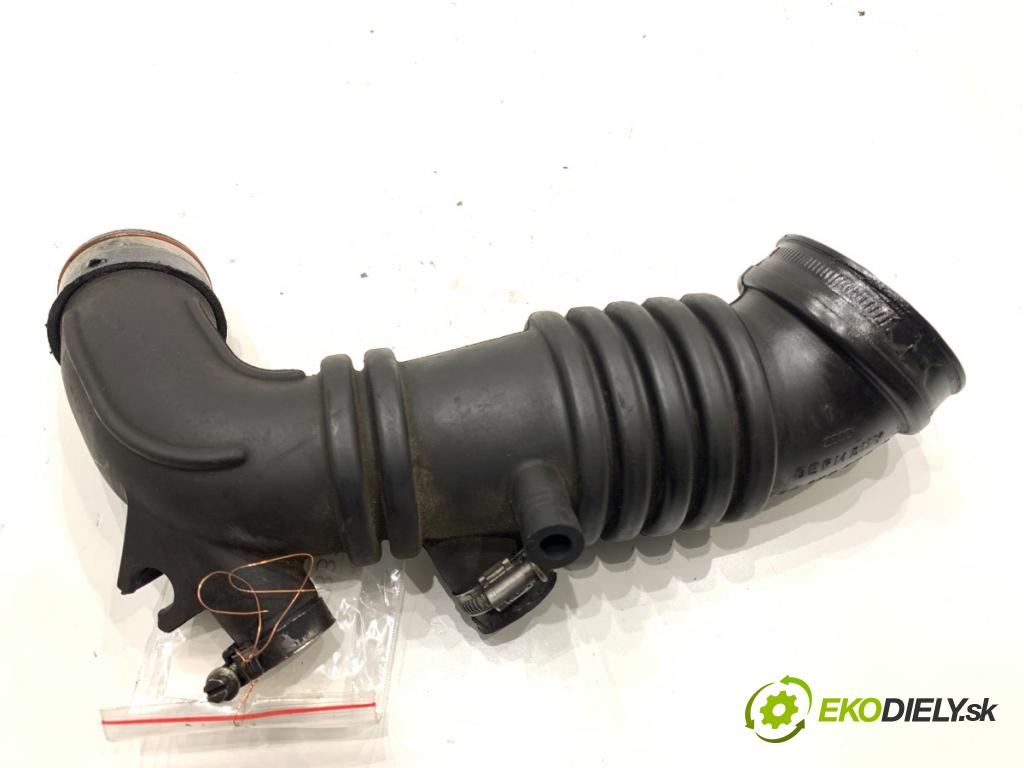 AUDI A3 8L liftback 2000 110 kW 1.8 T 1781 Rúra vzduchu 06A133356G