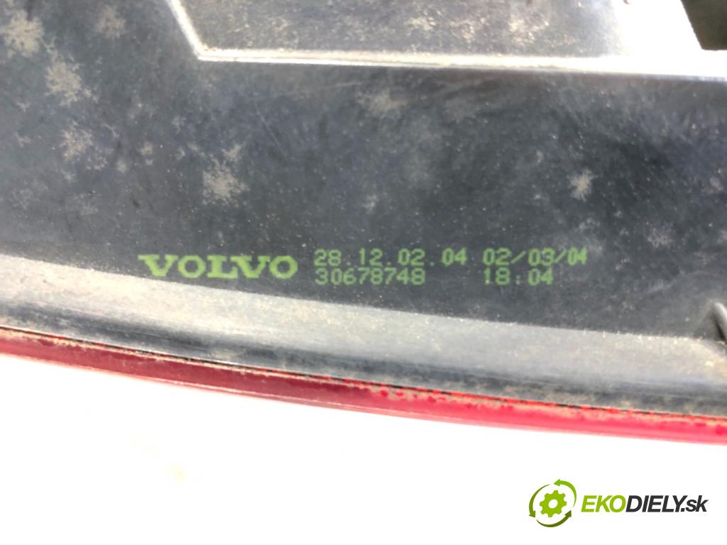 VOLVO V50 Kombi 2004 100 kW 2.0 D 1998 světlo pravý zadní část 30678748