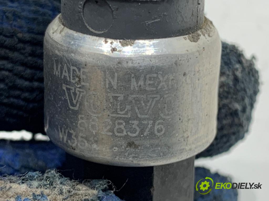 VOLVO V50 Kombi 2004 100 kW 2.0 D 1998 snímač klimatizace 8628376 (Snímač klimatizace)