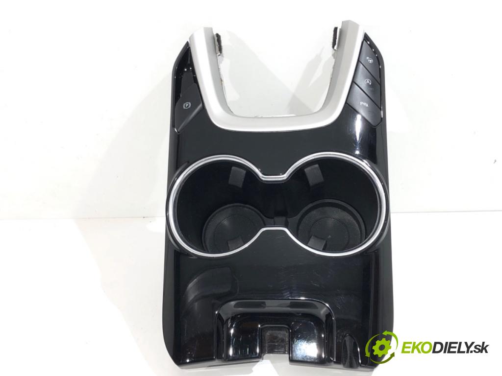 FORD MONDEO MK5 Kombi 2016 110 kW 2.0 TDCi 1998 Držiak na nápoje DS73-F13560-A (Držiak (úchyt) na nápoje)