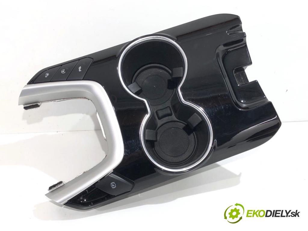 FORD MONDEO MK5 Kombi 2016 110 kW 2.0 TDCi 1998 Držiak na nápoje DS73-F13560-A (Držiak (úchyt) na nápoje)