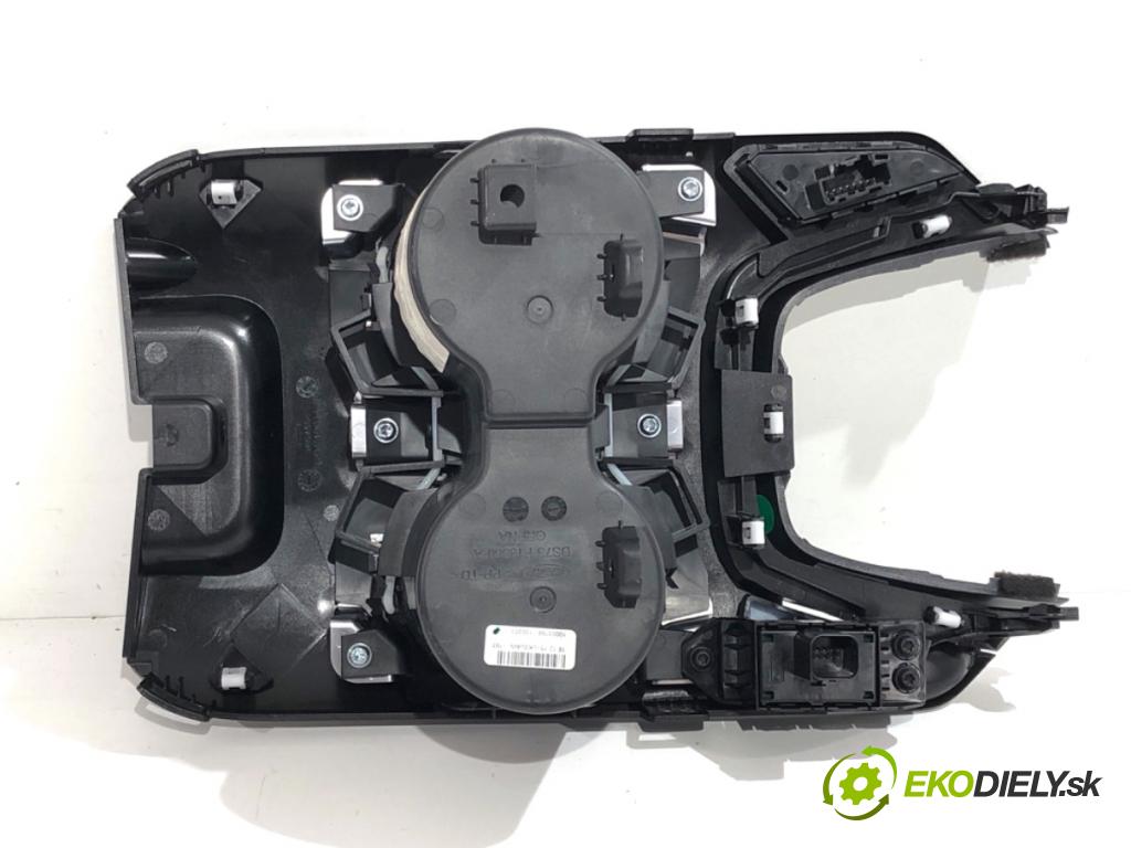 FORD MONDEO MK5 Kombi 2016 110 kW 2.0 TDCi 1998 Držiak na nápoje DS73-F13560-A (Držiak (úchyt) na nápoje)