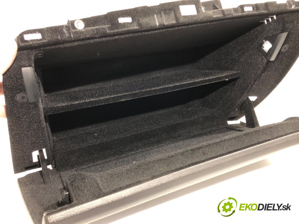 FORD MONDEO MK5 Kombi 2016 110 kW 2.0 TDCi 1998 Priehradka, kastlík spolujazdca DS73-13570-A (Priehradka (kastlík))