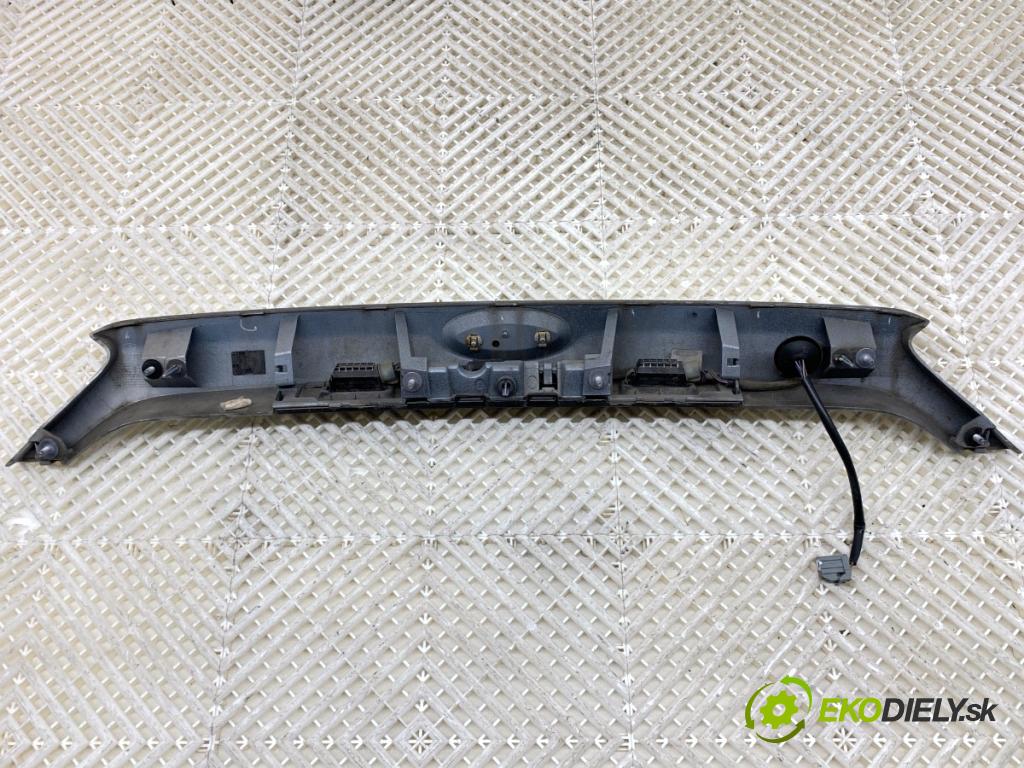 FORD MONDEO MK5 Kombi 2016 110 kW 2.0 TDCi 1998 Lišta dverí zad