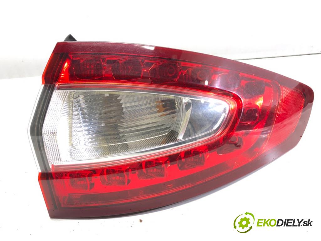 FORD MONDEO MK5 Kombi 2016 110 kW 2.0 TDCi 1998 světlo pravý zadní část DS73-13404-CH