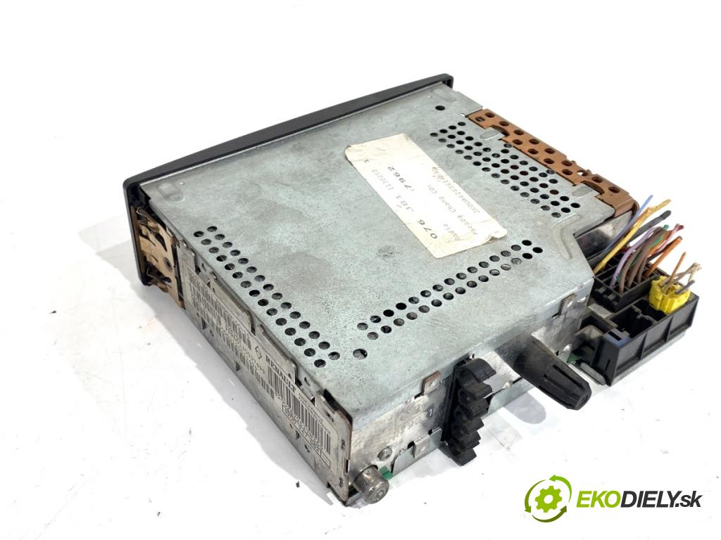 RENAULT ESPACE IV nadwozie wielkoprzestrzenne (MPV) 2003 85 kW 1.9 dCi (JK0U) 1870 RADIO 8200247962 (Audio zariadenie)