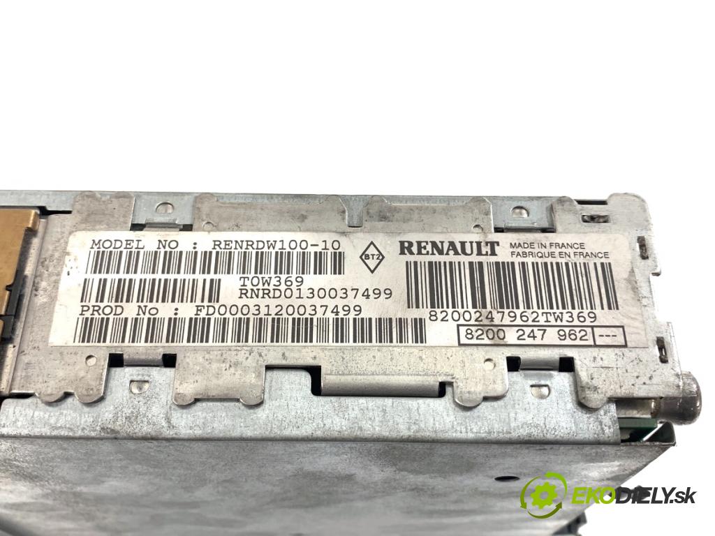 RENAULT ESPACE IV nadwozie wielkoprzestrzenne (MPV) 2003 85 kW 1.9 dCi (JK0U) 1870 RADIO 8200247962 (Audio zariadenie)