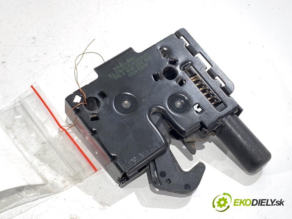 AUDI A4 B9 Kombi 2016 110 kW 2.0 TDI 1968 zámok kapoty levý 8W0823509C