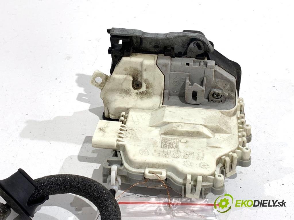 AUDI A4 B9 Kombi 2016 110 kW 2.0 TDI 1968 zámok dveře pravý zadní část 8X0839016E