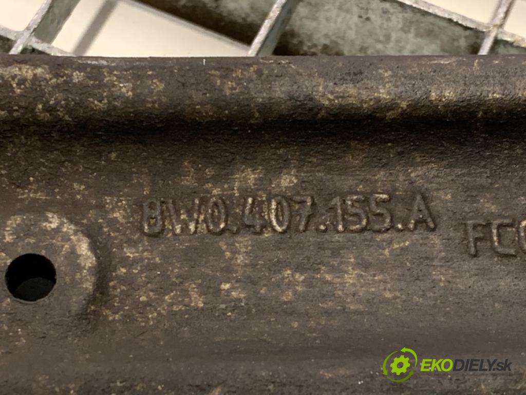 AUDI A4 B9 Kombi 2016 110 kW 2.0 TDI 1968 rameno levý přední část 8W0407155A