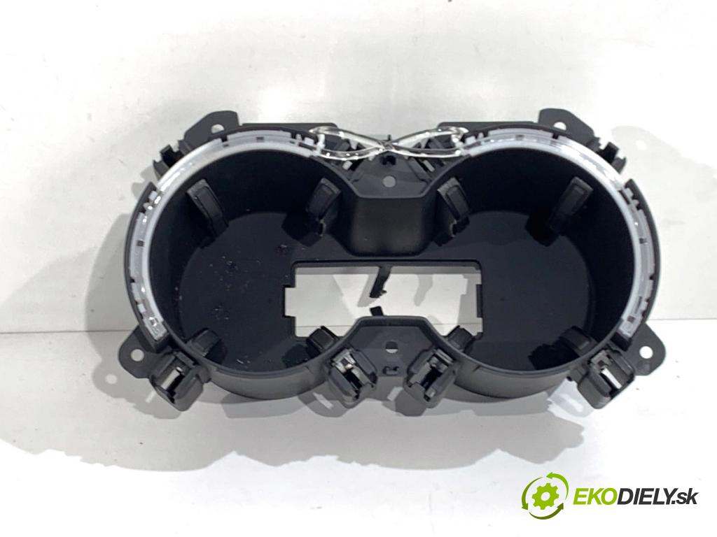 AUDI A4 B9 Kombi 2016 110 kW 2.0 TDI 1968 Držiak na nápoje 8W0862533AB (Držiak (úchyt) na nápoje)