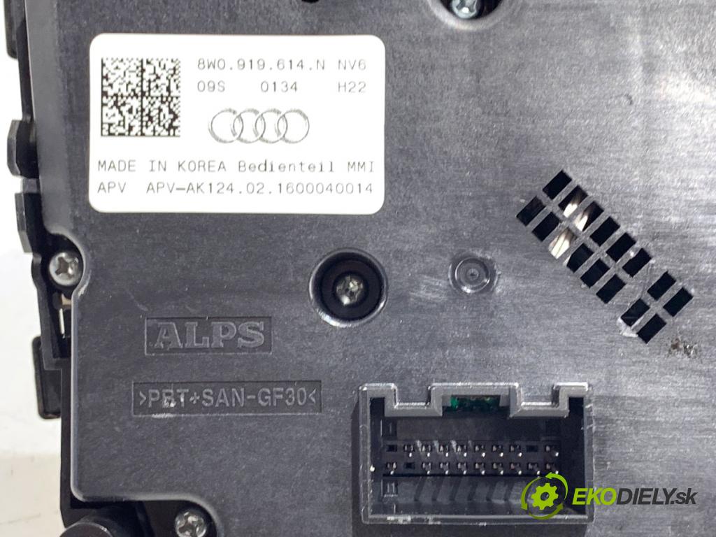 AUDI A4 B9 Kombi 2016 110 kW 2.0 TDI 1968 Panel ovládania radia 8W0919614N (Prepínacie páčky pod volantom)