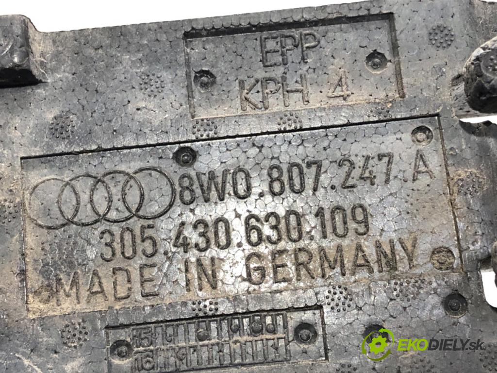 AUDI A4 B9 Kombi 2016 110 kW 2.0 TDI 1968 ABSORBER nárazníka pravý zadní část 8W0807247A
