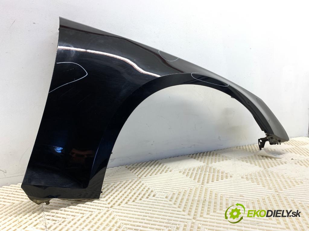 AUDI A4 B9 Kombi 2016 110 kW 2.0 TDI 1968 Blatník pravy predný LY9T