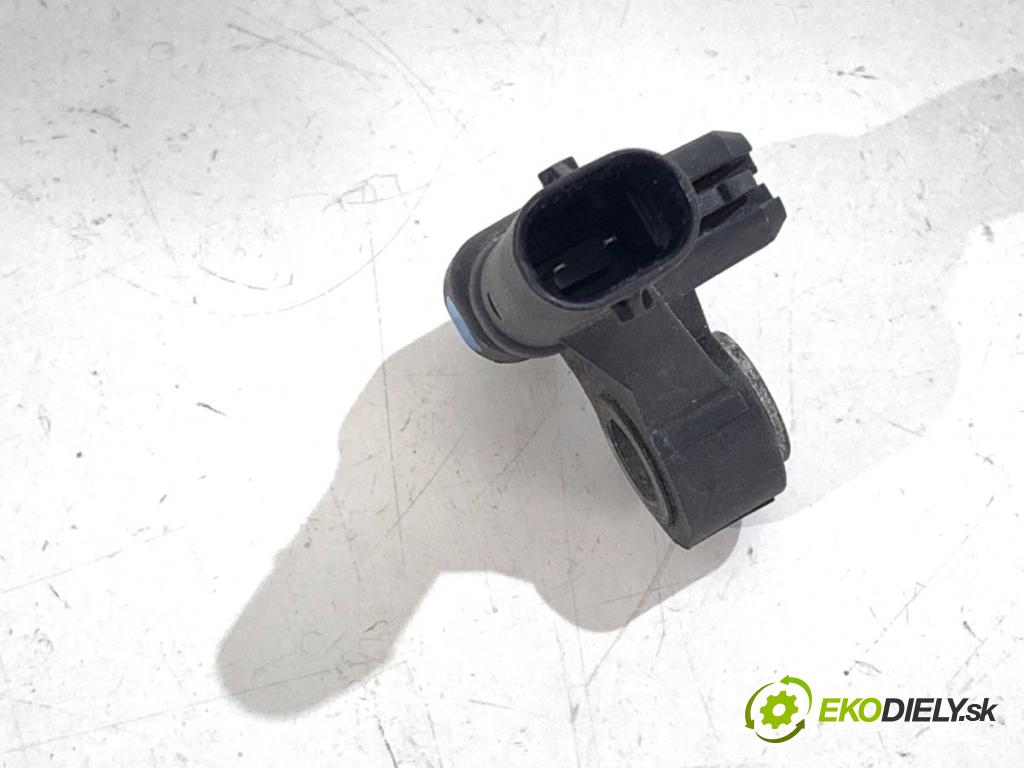 AUDI A4 B9 Kombi 2016 110 kW 2.0 TDI 1968 Snímač nárazu 4M0959651 (Snímač nárazu)