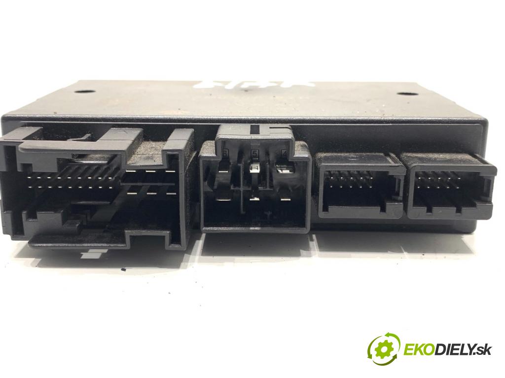 AUDI A4 B9 Kombi 2016 110 kW 2.0 TDI 1968 modul tažného oka 4M0907383D (Řídící jednotka ostatní)