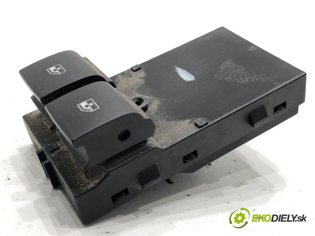 OPEL MERIVA B nadwozie wielkoprzestrzenne (MPV) 2017 88 kW 1.4 (75) 1364 Prepínač okien 13305978 (Prepínacie páčky pod volantom)