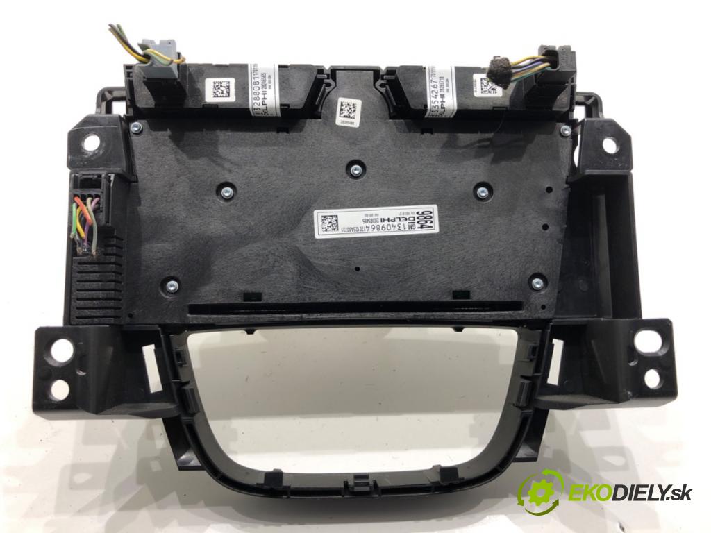 OPEL MERIVA B nadwozie wielkoprzestrzenne (MPV) 2017 88 kW 1.4 (75) 1364 Panel ovládania radia 13409864 (Prepínacie páčky pod volantom)