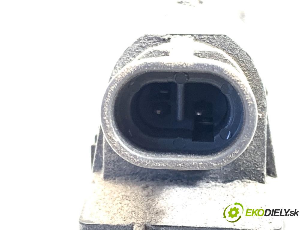 OPEL MERIVA B nadwozie wielkoprzestrzenne (MPV) 2017 88 kW 1.4 (75) 1364 Kľučka dverí zad