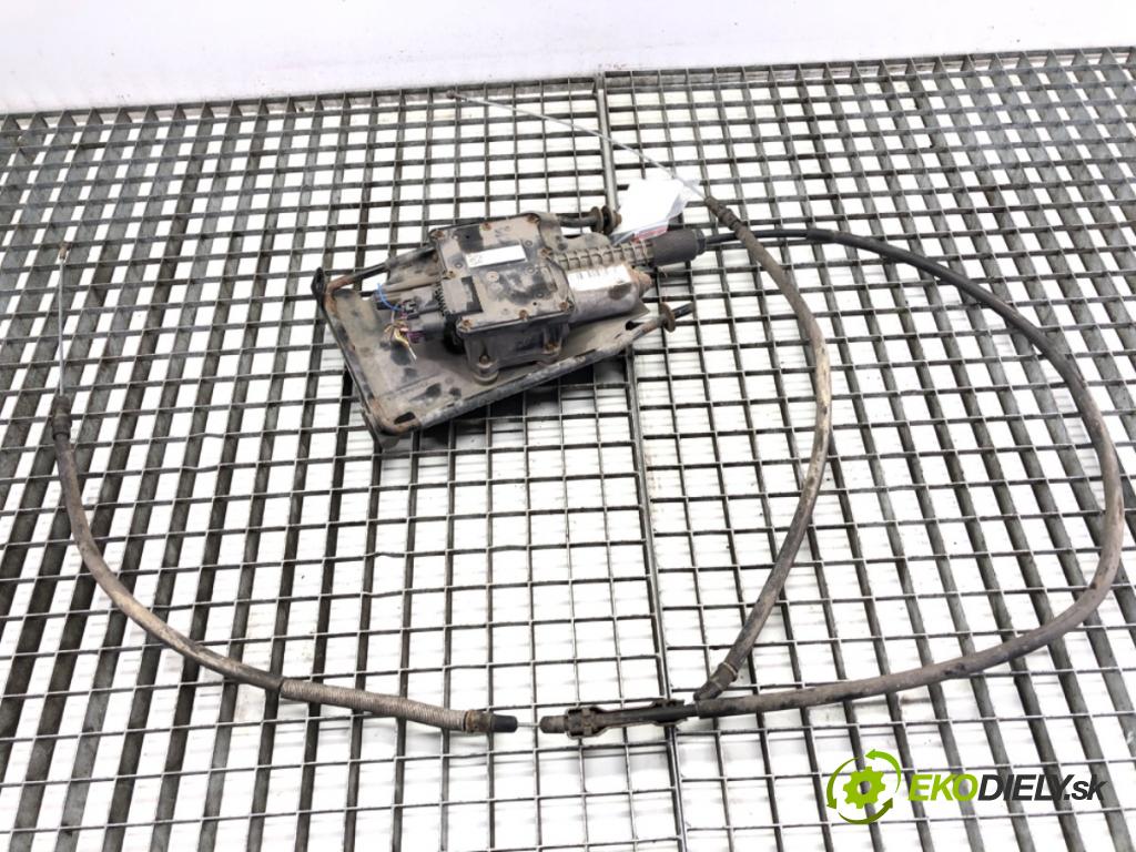 OPEL MERIVA B nadwozie wielkoprzestrzenne (MPV) 2017 88 kW 1.4 (75) 1364 BRZDA: ručný elektrický 13386364 (Ručná brzda)