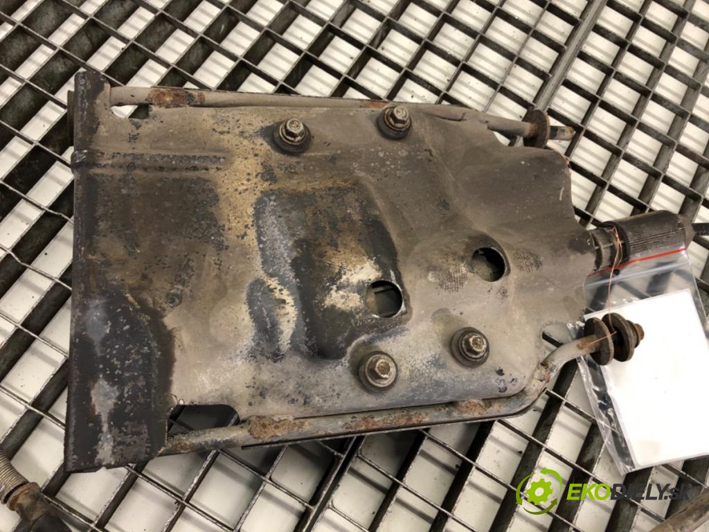 OPEL MERIVA B nadwozie wielkoprzestrzenne (MPV) 2017 88 kW 1.4 (75) 1364 BRZDA: ručný elektrický 13386364 (Ručná brzda)