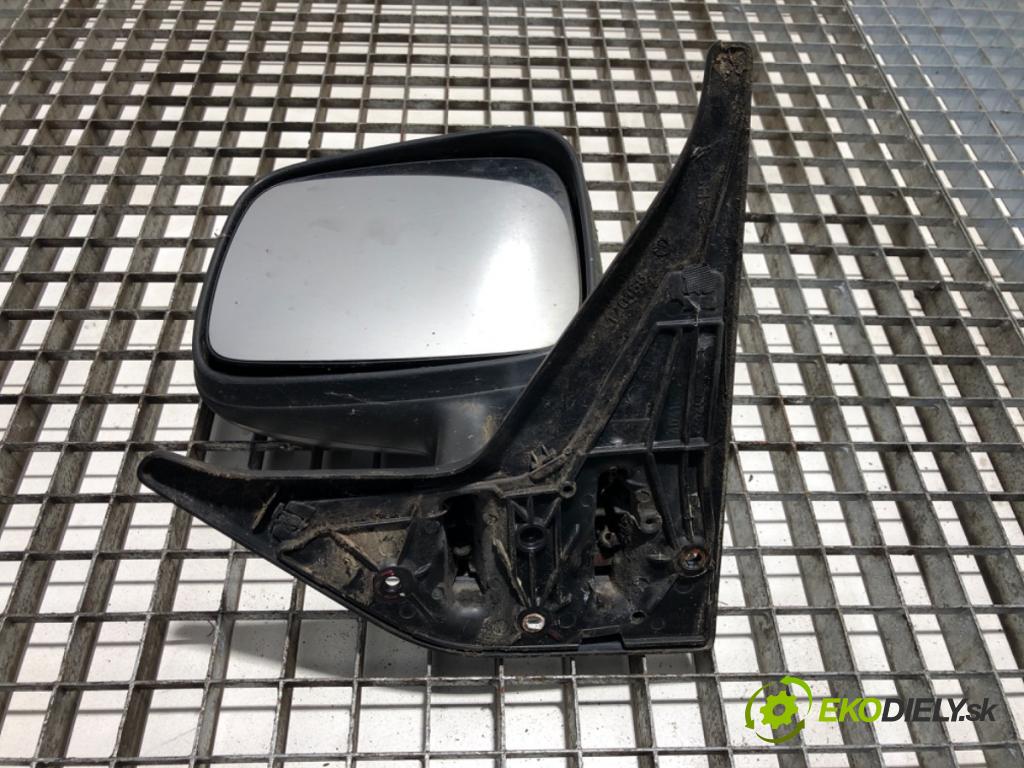 VW TRANSPORTER T4 Autobus 1996 57 kW 2.4 D 2370 Spätné zrkadlo pravy