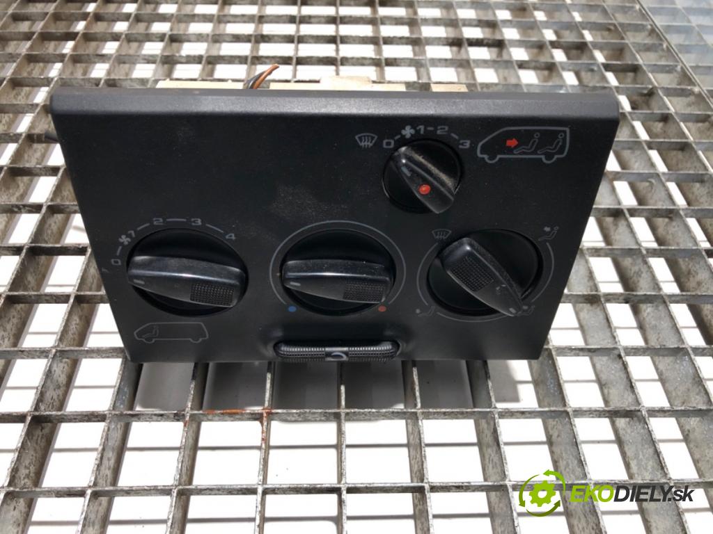 VW TRANSPORTER T4 Autobus 1996 57 kW 2.4 D 2370 Panel ovládania kúrenia 7D1819045 (Prepínacie páčky pod volantom)