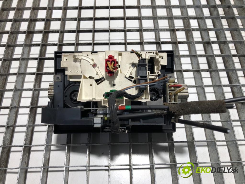 VW TRANSPORTER T4 Autobus 1996 57 kW 2.4 D 2370 Panel ovládania kúrenia 7D1819045 (Prepínacie páčky pod volantom)