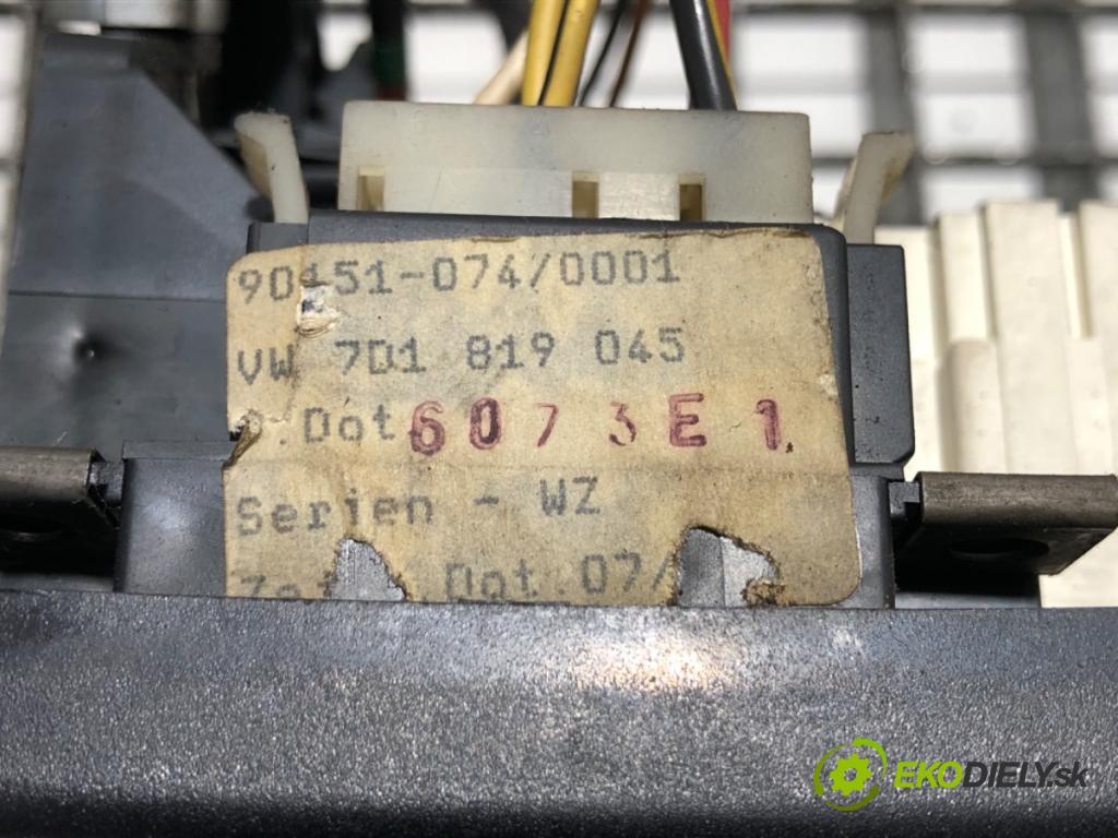 VW TRANSPORTER T4 Autobus 1996 57 kW 2.4 D 2370 Panel ovládania kúrenia 7D1819045 (Prepínacie páčky pod volantom)