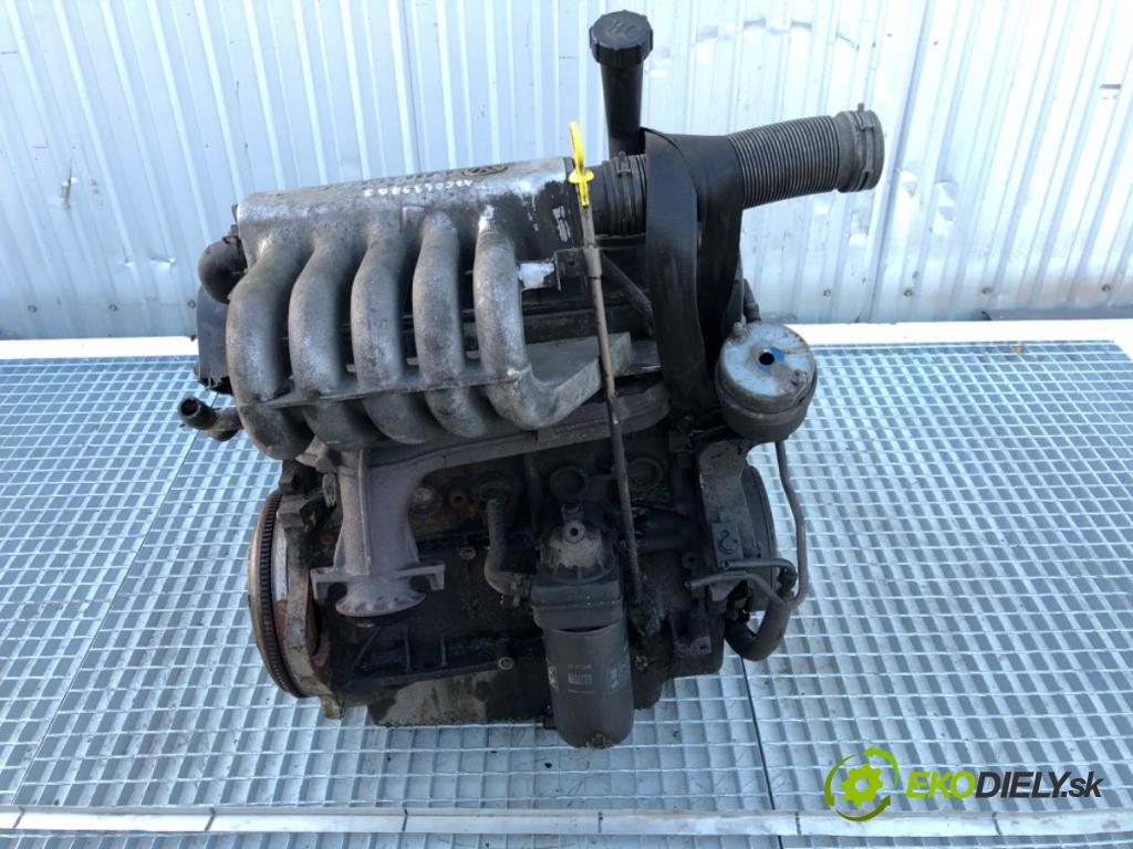 VW TRANSPORTER T4 Autobus 1996 57 kW 2.4 D 2370 Motor KOMPLETNÍ: AAB