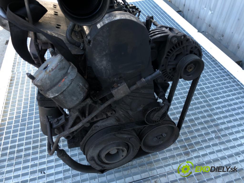 VW TRANSPORTER T4 Autobus 1996 57 kW 2.4 D 2370 Motor KOMPLETNÍ: AAB