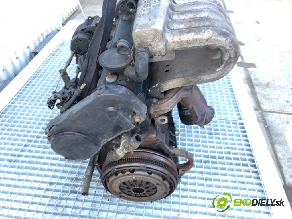 VW TRANSPORTER T4 Autobus 1996 57 kW 2.4 D 2370 Motor KOMPLETNÍ: AAB
