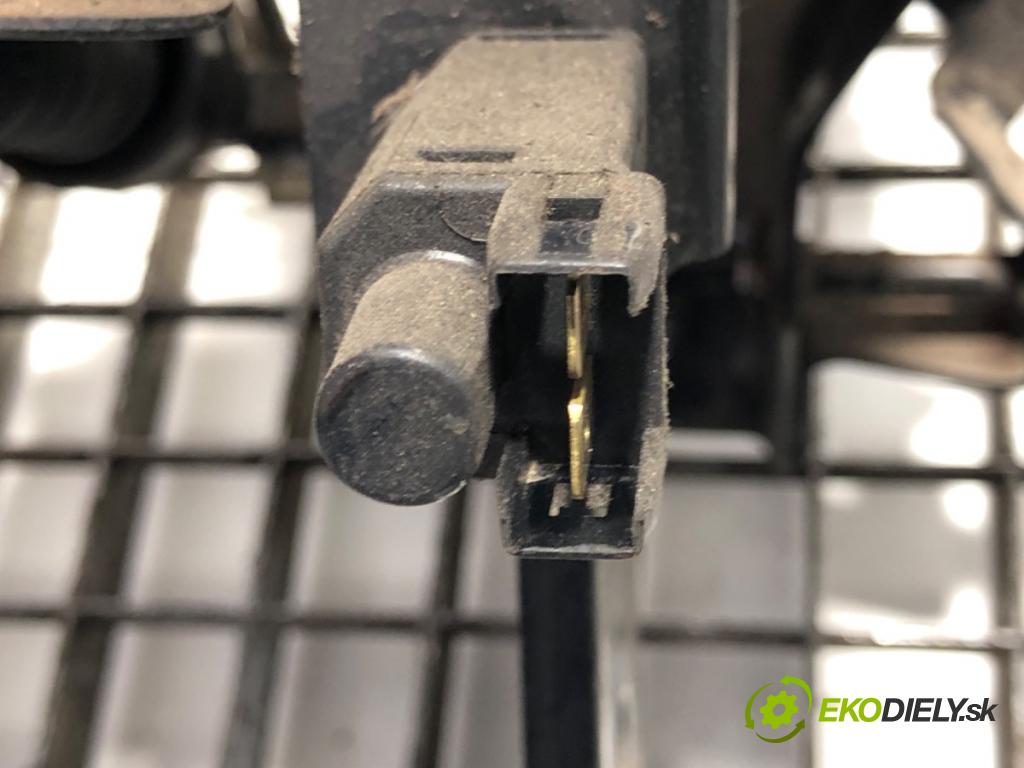 VW TRANSPORTER T4 Autobus 1996 57 kW 2.4 D 2370 PEDÁL:  (Potenciometer plynového pedálu)