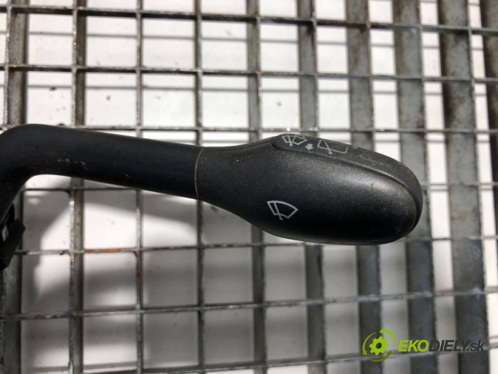 VW TRANSPORTER T4 Autobus 1996 57 kW 2.4 D 2370 Prepínač kombinovaný 703953503E (Prepínacie páčky pod volantom)