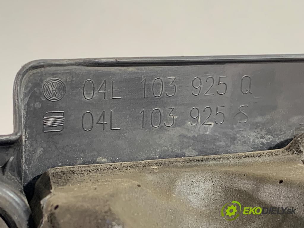 VW GOLF VII liftback 2016 81 kW 1.6 TDI 1598 kryt motora 04L103925Q (Kryt motoru )