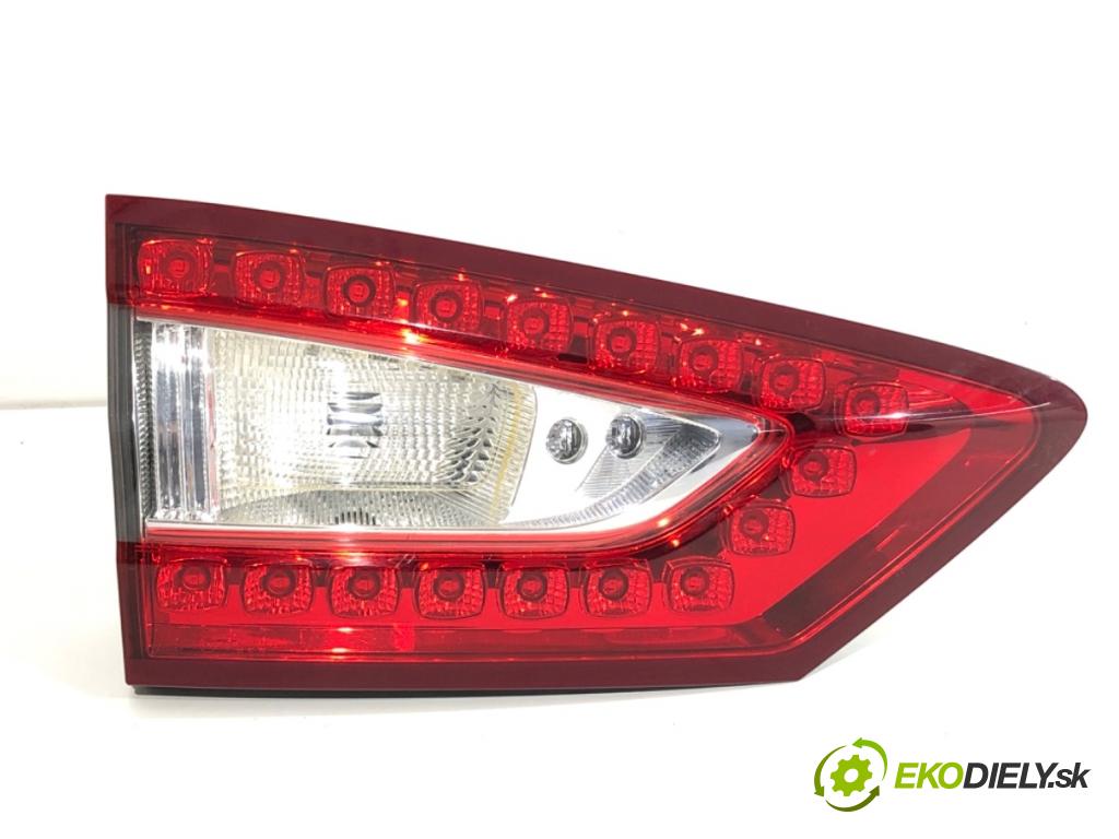 FORD MONDEO MK5 Kombi 2016 110 kW 2.0 TDCi 1998 světlo zadní část levá strana vnitřní DS73-13A603-CG (Klika dveří ostatní)