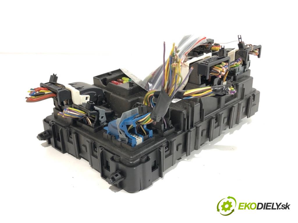 FORD MONDEO MK5 Kombi 2016 110 kW 2.0 TDCi 1998 Modul BCM FU5T-15604-BFB (Riadiaca jednotka ostatné)