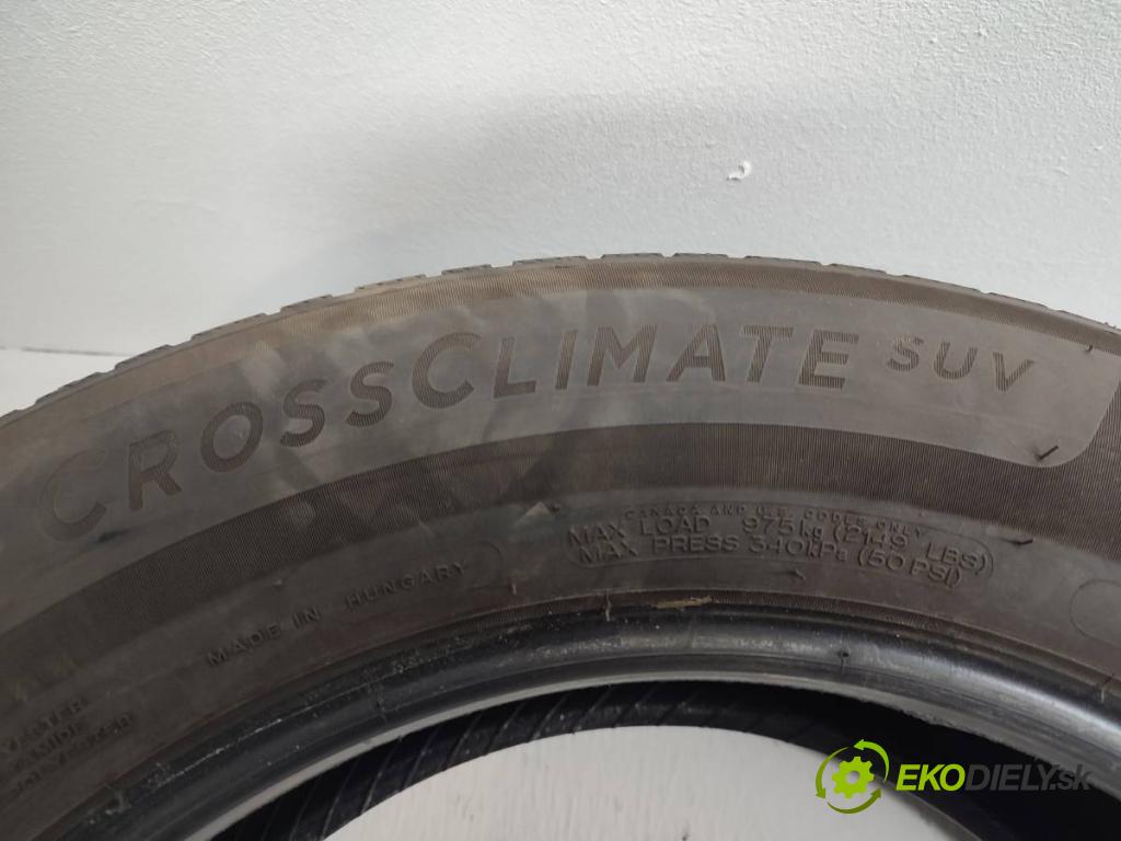 --- --- PNEUMATIKY: VÍCENÁ SEZÓNA: 235/60 18" MICHELIN