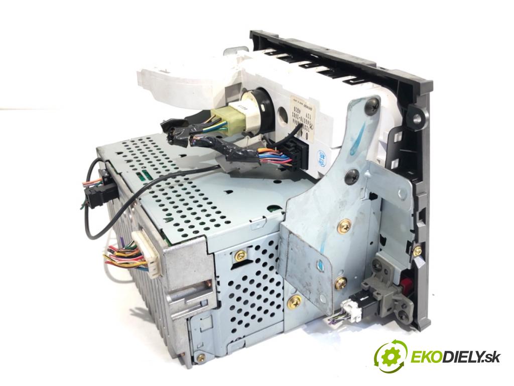 SUBARU OUTBACK III Kombi 2005 121 kW 2.5 AWD (BP9) 2457 RADIO 86201AG64A (Audio zariadenie)