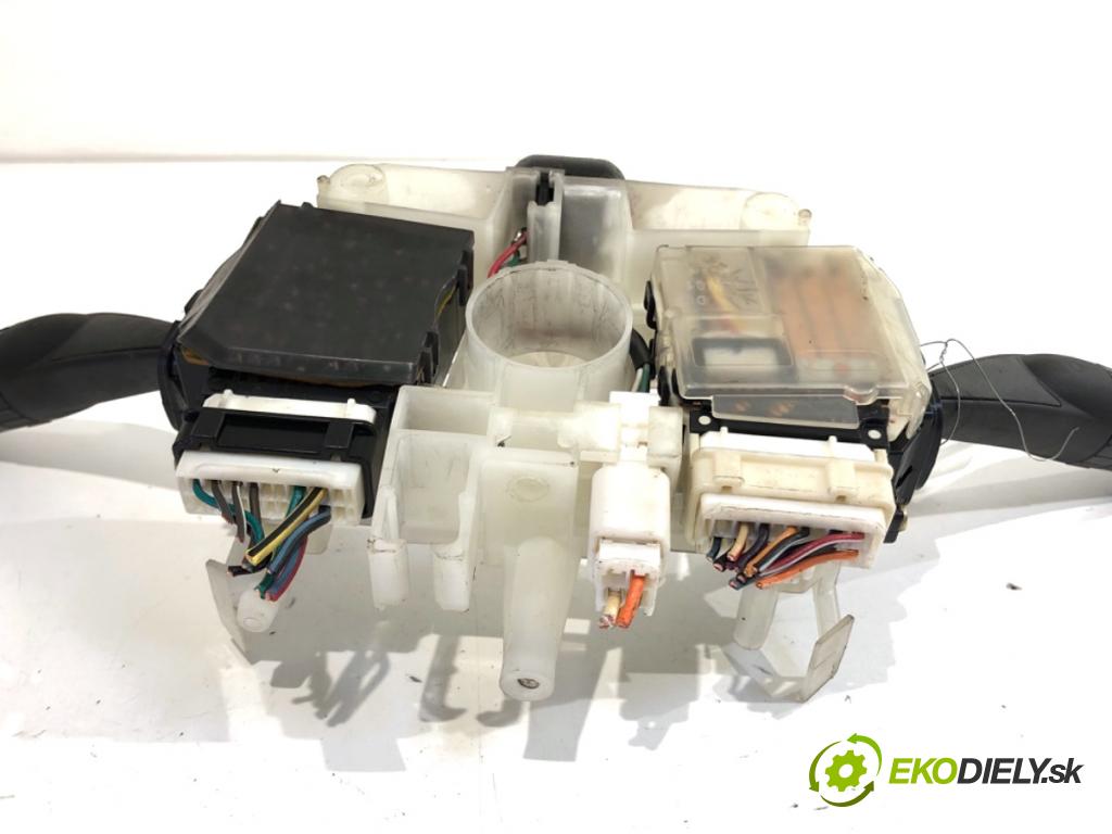 SUBARU OUTBACK III Kombi 2005 121 kW 2.5 AWD (BP9) 2457 Prepínač kombinovaný 17B334A (Prepínacie páčky pod volantom)