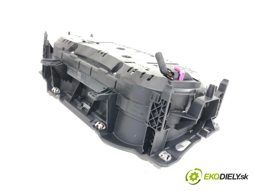 VW GOLF VII liftback 2016 81 kW 1.6 TDI 1598 Prístrojovka 5G1920741B (Prístrojová doska)