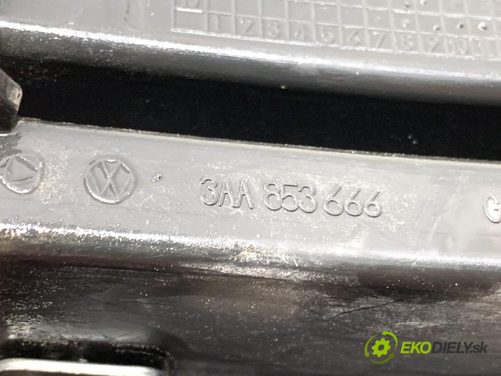 VW PASSAT B7 sedan 2014 103 kW 2.0 TDI 1968 Mriežky nárazníka pravy predný 3AA853666