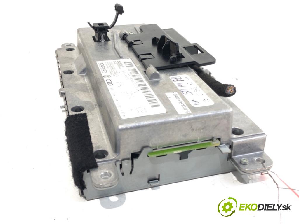 AUDI A6 C6 sedan 2006 103 kW 2.0 TDI 1968 Dislpej 4F0919603B (Prístrojová doska)