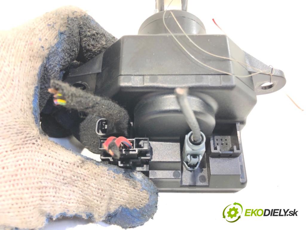 AUDI A6 C6 sedan 2006 103 kW 2.0 TDI 1968 spinačka 4F0909131D (Spínacia skrinka)