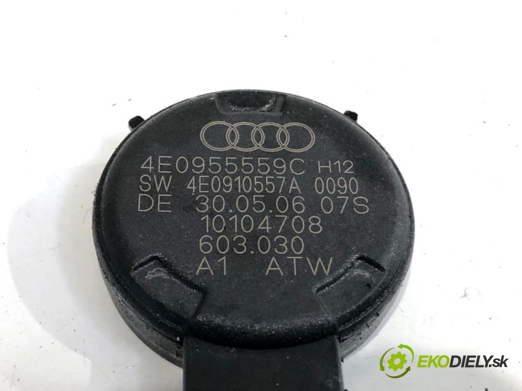 AUDI A6 C6 sedan 2006 103 kW 2.0 TDI 1968 snímač deště 4E0955559C (Snímač deště)