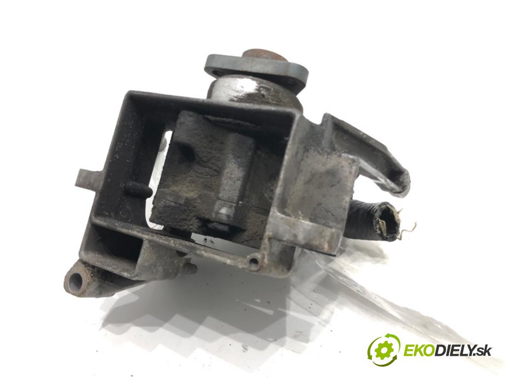 AUDI A6 C5 sedan 1999 121 kW 2.4 quattro 2393 pumpa servočerpadlo  (Servočerpadlo)