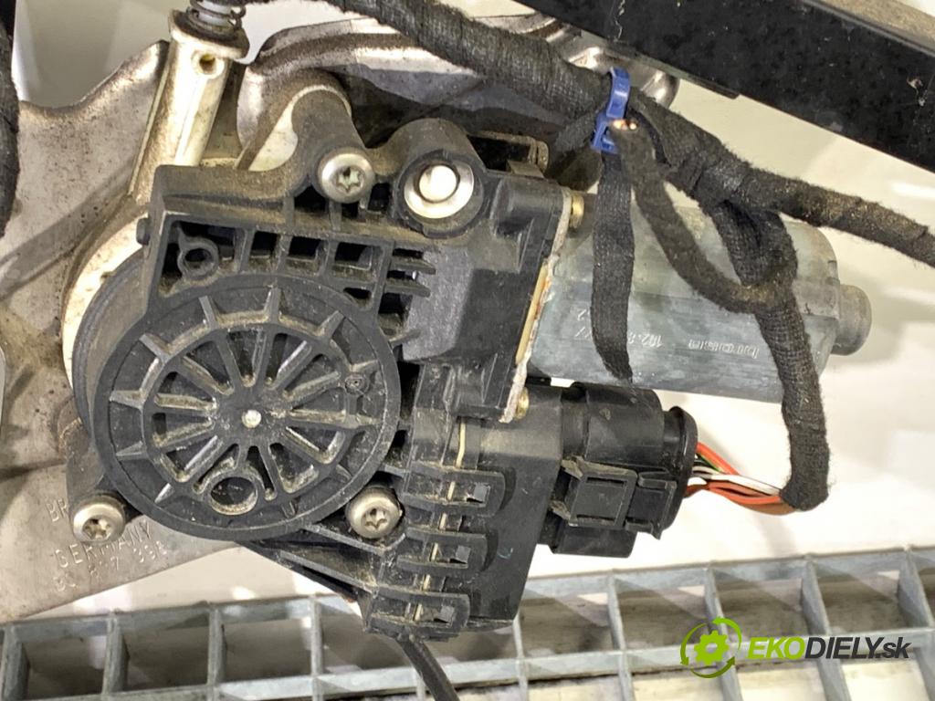 AUDI A6 C5 sedan 1999 121 kW 2.4 quattro 2393 Mechanizmus okna pravy predný 0130821774